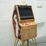 Objets de décoration - SENPAI V3: jeux arcade, en chêne, sur mesure, tissu Pierre Frey - MAISON ROSHI