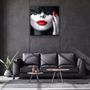 Autres décorations murales - ・"Red Lips and Nails"・Glass Wall Art | Artdesigna Glass Printing Wall Arts. - ARTDESIGNA
