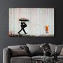 Autres décorations murales - Banksy Umbrella Man Rainbow Rain Girl Glass Wall Art - ARTDESIGNA