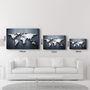 Autres décorations murales - Metallic Blue World Map | Glass Wall Art - ARTDESIGNA