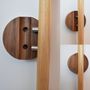 Walk-in closets - Luxury dressing room clothes pole to unhook, in wood (ash and walnut) - MON CINTRE