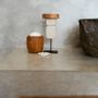 Sculptures, statuettes et miniatures - Le Homme Sumba Sur Pied - BAZAR BIZAR LIVING