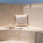 Objets de décoration - La Boule Rose Shell - Blanc - M - BAZAR BIZAR LIVING