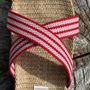 Homewear bien-être - Les Mauricettes de Aude, claquettes ultra légères croisées rouges - LES MAURICETTES