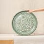 Other wall decoration - Painted Clay Platter, Green and White Flowers. - HUAKAL