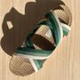 Homewear bien-être - LES MAURICETTES d'Alphonsine, claquettes croisées vertes - LES MAURICETTES