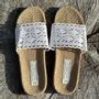 Chaussures - LES MAURICETTES de Gigi, claquettes en crochet blanc ultra légères - LES MAURICETTES