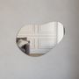 Miroirs - Islet - Miroir avec fixation autocollant (69x46cm) - SCANDINAVIAN GLASSFACTORY