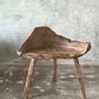Fauteuils - Fauteuil en teck massif organique, assise monoxyle - OFFICE OBJETS