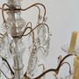 Suspensions - Moyen lustre cage à pendeloques et monture en laiton de style Louis XV - OFFICE OBJETS