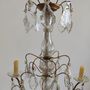 Suspensions - Moyen lustre cage à pendeloques et monture en laiton de style Louis XV - OFFICE OBJETS