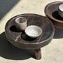Tabourets - Petit tabouret tripode bas en teck upcyclé brun foncé D:30 H:15 - OFFICE OBJETS
