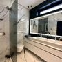 Miroirs pour salle de bain - Miroir LED, 4 bandes lumineuses (80x70cm) - SCANDINAVIAN GLASSFACTORY