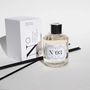 Diffuseurs de parfums - Diffuseur Naturel 100ml N°03 - Bois de Oud Précieux - LUMEN • MAISON DE PARFUMS D'INTÉRIEUR