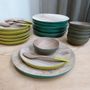 Everyday plates - Grande assiette peinte en noyer - Safranfren - BAAN