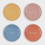 Plats et saladiers - Assiette colorful Ajoutez une touche d'amour et de couleur / set of 4 - AND NOOK