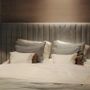 Table lamps - MANHATTAN table lamp 25cm black, white or black and gold - LUXCAMBRA