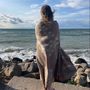 Plaids - Plaid couverture en laine, Mouton Pissenlit Cacao - WOOL ONLY BY JOWOLLINA