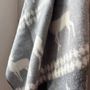 Plaids - Plaid couverture en laine, Cerf Gris - WOOL ONLY BY JOWOLLINA