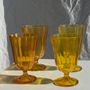 Verres à pied - Ensemble de 4 verres jaunes : 2 grands et 2 petits - OFFICE OBJETS