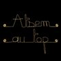 Autres décorations murales - Cadeau de fin d'année scolaire "ATSEM au top" - Laiton - BIJOUX DE MUR