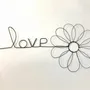 Autres décorations murales - Fleur de Marguerite - "Love" - Décoration murale fil de fer - BIJOUX DE MUR