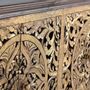 Buffets - Buffet en bois de manguier sculptée et feuille d'or - GINER Y COLOMER