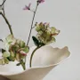 Assiettes de réception - Plaque florale à large rebord - MARIA MONASTERIO CERAMIC