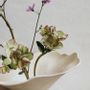 Formal plates - Floral plate with wide flange - MARIA MONASTERIO CERAMIC