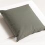 Accessoires de déco extérieure - Coussin COZIP 50x50 cm | Batyline waterproof - COZIP