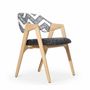 Chaises - Ikkita - Chaise de salle à manger en bois massif avec tissu imprimé noir et blanc - ALANKARAM