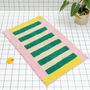 Fabrics - Bathroom: bathmats, towels, bathrobes and soaps. - TARTA GELATINA