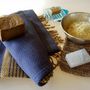 Serviettes de bain - FOUTA EN COTON BIOLOGIQUE - Collection SAND- Couleur SABLE & BLEU IMPERIAL - KARAWAN AUTHENTIC