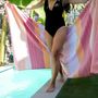 Serviettes de bain - FOUTA EN COTON BIOLOGIQUE - Collection SUD - Couleur AZALEE - KARAWAN AUTHENTIC