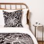 Plaids - Couverture réversible en laine 160x180 cm, 'Floral Figment' - SHAKU