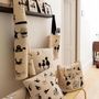 Cushions - Dubout 3 chats Cushion Écru 45 X 45 - MAISON VIVARAISE - SDE VIVARAISE WINKLER