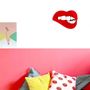 Other wall decoration - Bite Me – Bold mirror in the shape of shiny red lips - LA MISÉTO