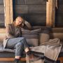 Couettes et oreillers - BLACK HOUSE STRIPE Plaid, coussins et couverture - LIBECO HOME