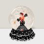 Autres décorations de Noël - Boule à Neige LED – Danseuse Flamenco en Robe Noire (LED Blanc Chaud) – Minuterie & Option DC - BLUE STAR B.V.