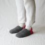 Chaussettes - JAPAN MADE Reversible room shoes / Herringbone Check Tweed × Micro Boa - MERIPPA
