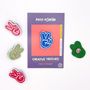 Gifts - Embroidered Pin "Peace" – A bold, meaningful pop touch, handmade in FR - PETIT POIRIER