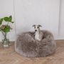 Lits - Lit Ovale pour Animal en Peau de Mouton Naturelle – Greige - MELLOW CONCEPT STORE