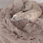 Lits - Lit Ovale pour Animal en Peau de Mouton Naturelle – Greige - MELLOW CONCEPT STORE