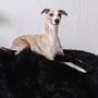 Lits - Lit Ovale pour Animal en Peau de Mouton Naturelle – Noir - MELLOW CONCEPT STORE
