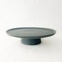 Everyday plates - Footed Cake Plate - MOLDE