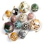 Guirlandes et boules de Noël - Boules et étoiles décoratives - LE MONDE SAUVAGE BEATRICE LAVAL