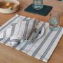 Sets de table - Set de table et serviette tissés à la main | Tsiame beige rayures bleu - SOLOKO