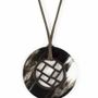 Bijoux - Pendentif damier cerclé en sabot - L INDOCHINEUR X RIVÊT