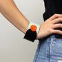 Bracelets - Manchette Icare en corne et laque orange et vert taille M - L INDOCHINEUR X RIVÊT