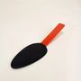 Kitchen utensils - African black horn with yellow laquer tarte server - L INDOCHINEUR X RIVÊT